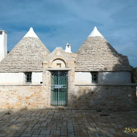 度假居 Trullo I Luoghi Del Sole-sunland Latiano